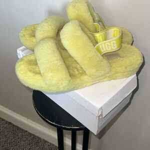 UGG Lemon Fluffy Slides